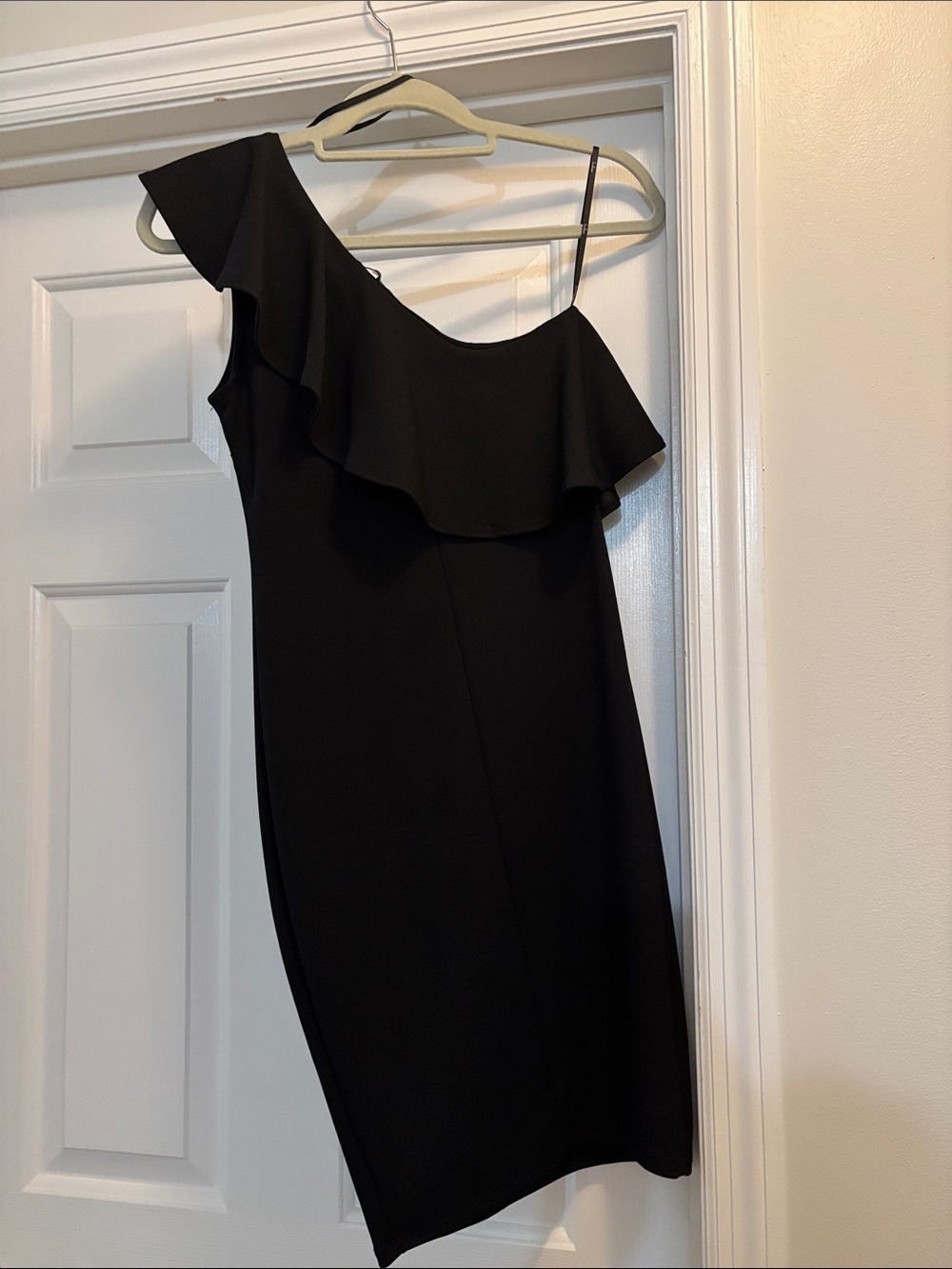 Lulus One-Shoulder Black Ruffle Bodycon Dress - Picture 7 of 8